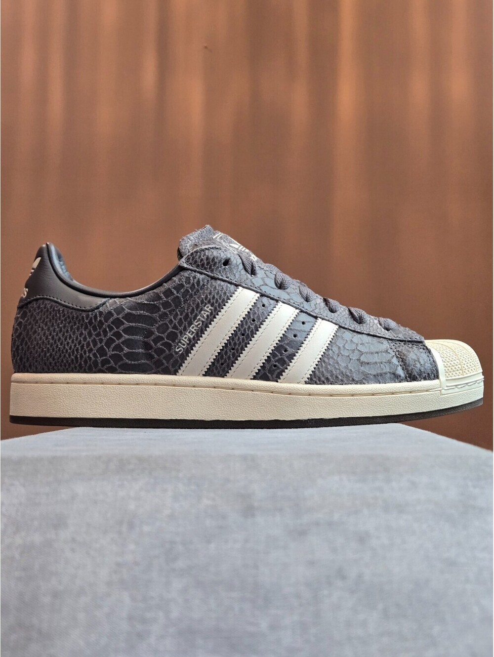 adidas Originals Superstar II "Crocodile" - Grey White (KH8973) Men’s Size 11